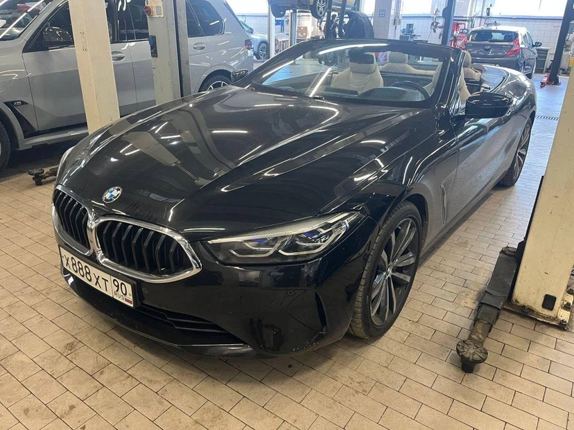 Автомобиль BMW 8 серии II поколение (G14/G15/G16) 840 3.0 AT 4WD (340 л.с.) Base Чёрный 2020 с пробегом 43 728 км