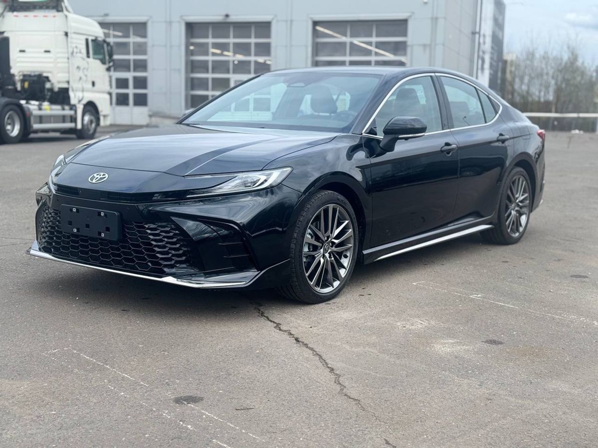 Toyota Camry IX поколение (XV80) 2.0hyb CVT (197 л.с.) Sport PLUS Чёрный 2026 с пробегом 50 км