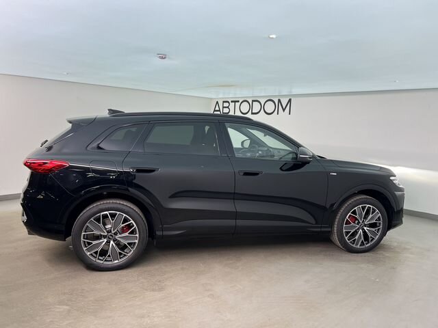 Audi Q5 III поколение (GU) 2.0 AMT 4WD (204 л.с.) 40 TFSI Quattro Чёрный 2026 