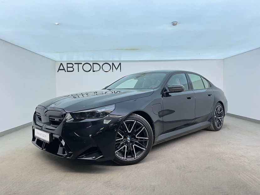 BMW M5 VII поколение (G90) 4.4hyb AT 4WD (727 л.с.) M5 Чёрный 2025