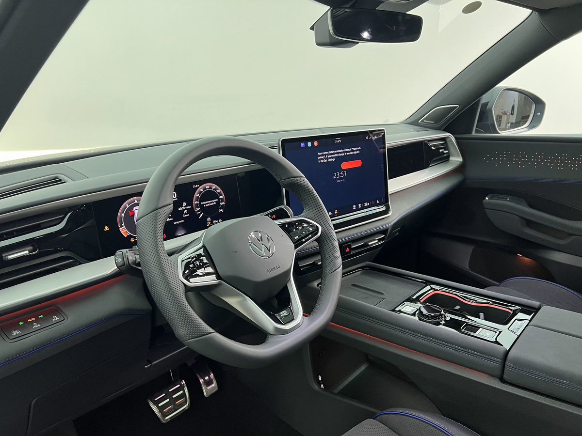 Volkswagen Teramont II поколение (China Market) 2.0 AMT 4WD (272 л.с.) Peak Чёрный 2026 