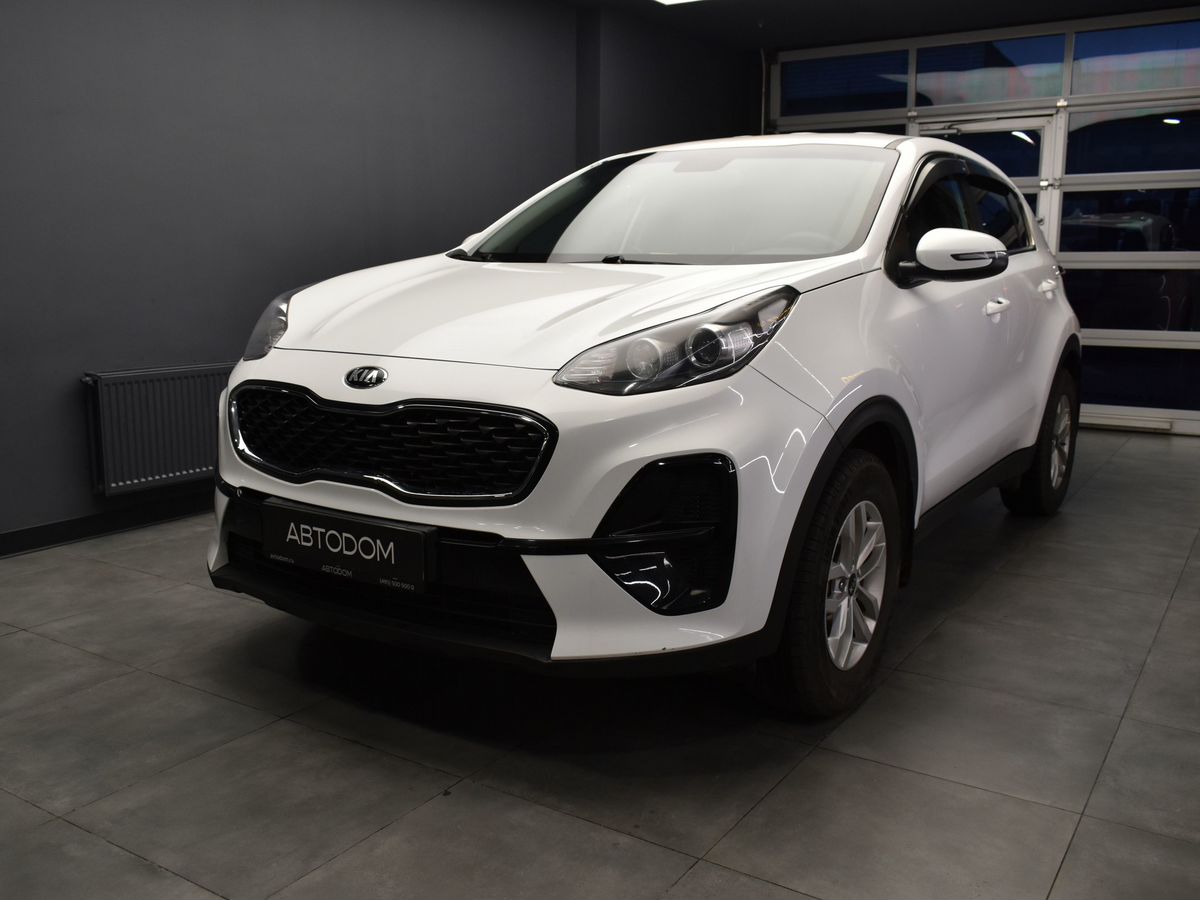 Kia Sportage IV [рестайлинг] 2.0 AT (150 л.с.) Classic Теплые опции Белый 2018 с пробегом 112 000 км