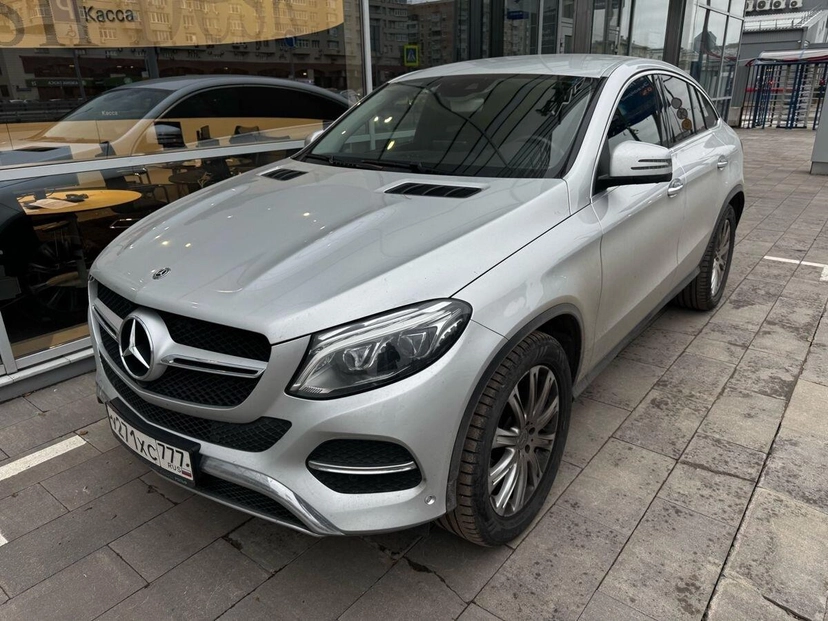 Автомобиль Mercedes-Benz GLE coupe I поколение (C292) 350 3.0d AT 4Matic (249 л.с.) Особая серия Серебристый 2017 с пробегом 81 500 км