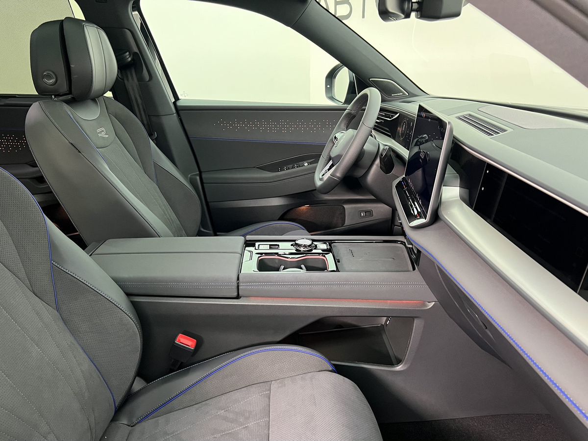 Volkswagen Teramont II поколение (China Market) 2.0 AMT 4WD (272 л.с.) Peak Белый 2026 