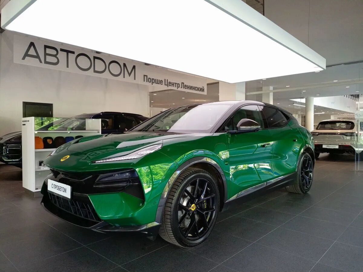 Автомобиль Lotus Eletre I поколение R Electro AT 4WD (675 кВт) R+ Зелёный 2023 с пробегом 10 750 км