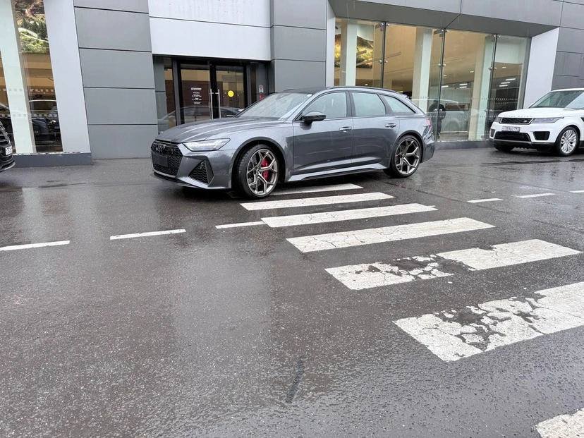 Автомобиль Audi RS 6 IV поколение (C8) 4.0 AT 4WD (630 л.с.) RS6 Avant performance Серый 2025