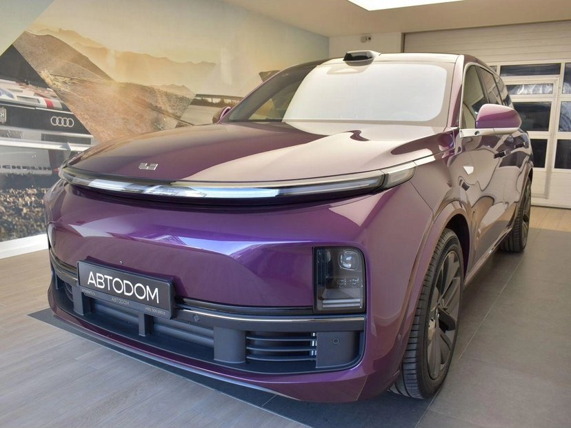 Автомобиль LiXiang L9 I поколение 1.5hyb AT 4WD (449 л.с.) Max Фиолетовый 2023 с пробегом 116 км