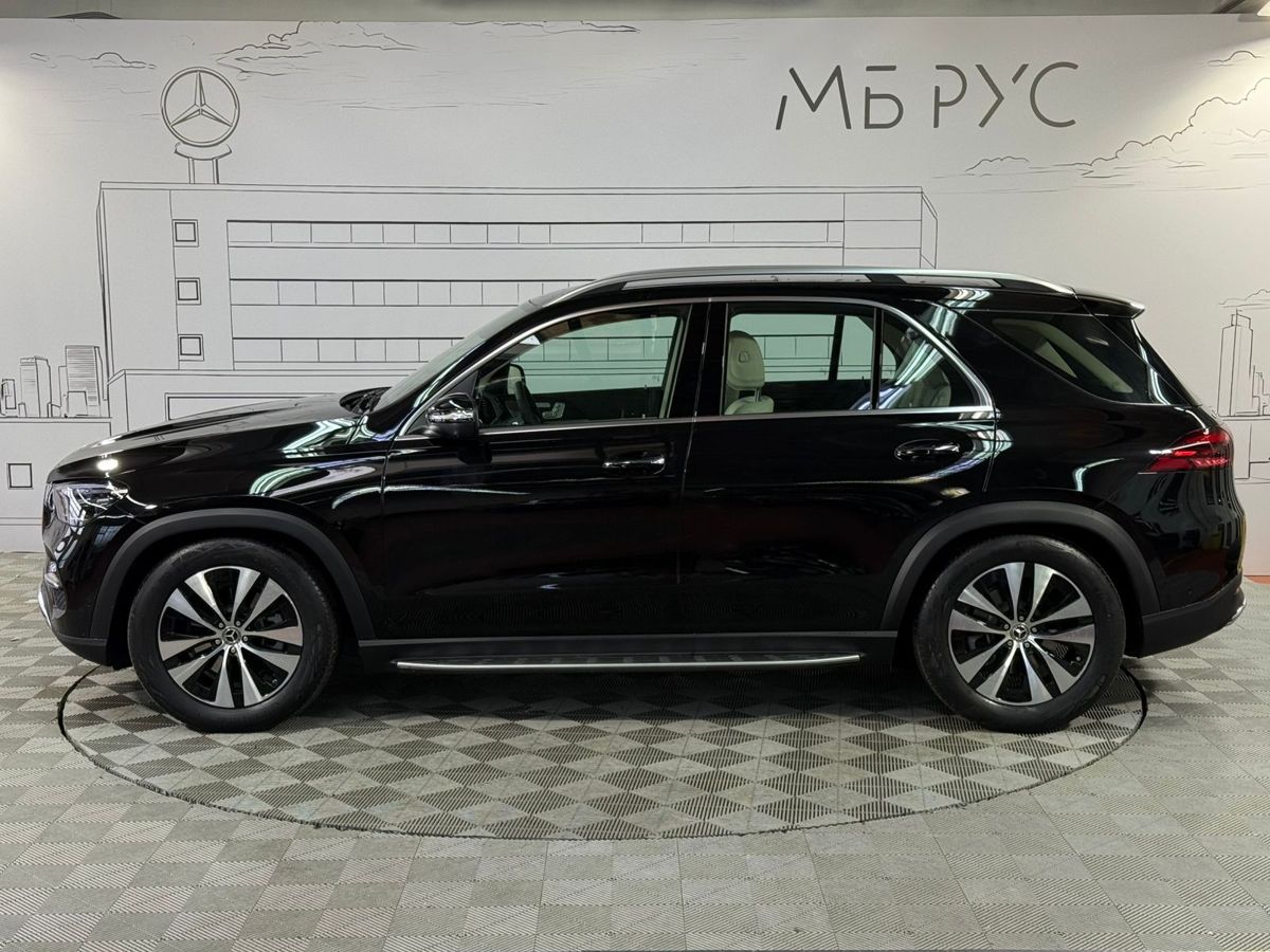 Автомобиль Mercedes-Benz GLE II (V167) [рестайлинг] 300 2.0d AT 4Matic (269 л.с.) Base Чёрный 2025 с пробегом 30 км
