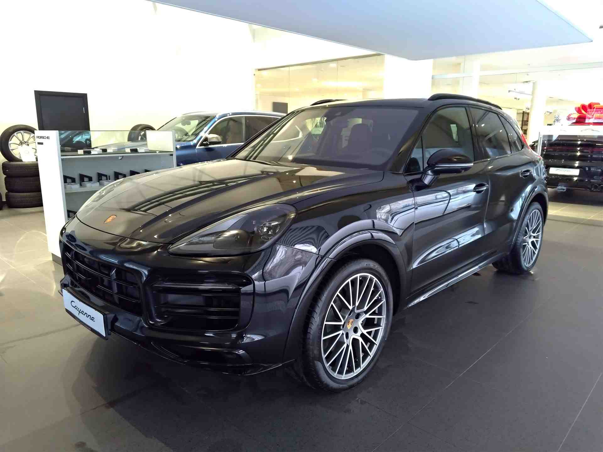 Porsche Cayenne Platinum Edition