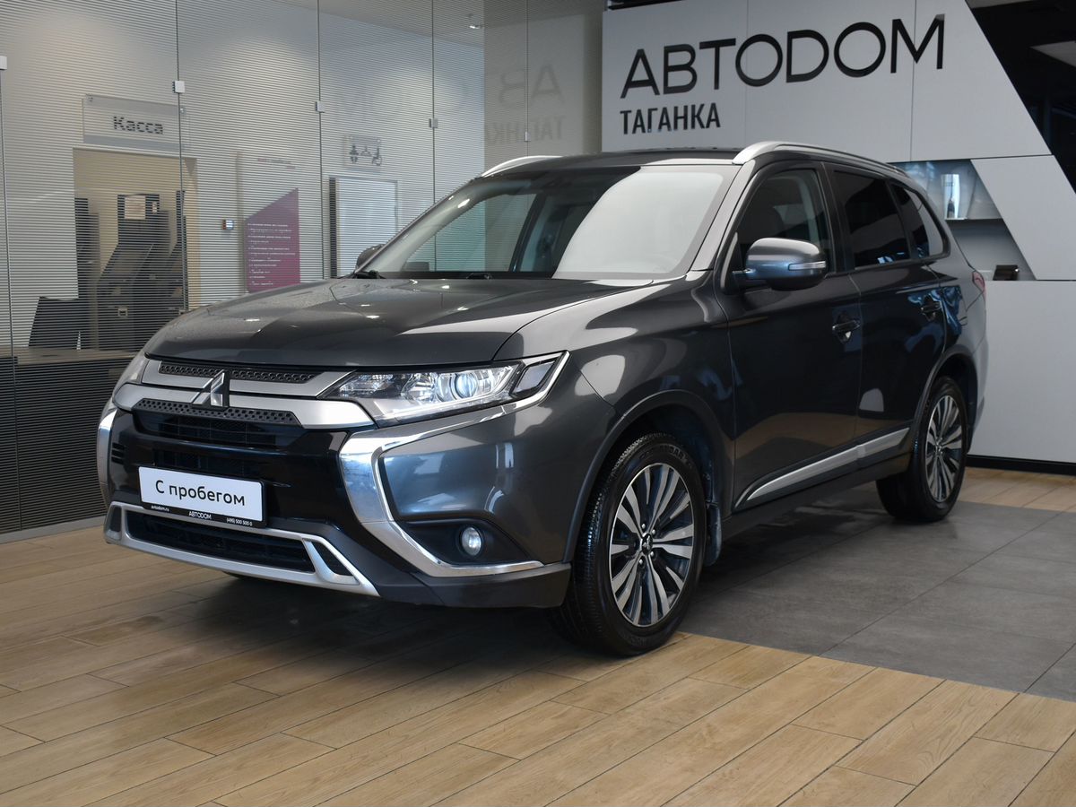 Mitsubishi Outlander III [3-й рестайлинг] 2.0 CVT 4WD (146 л.с.) Invite (2018-2021) Серый 2019 с пробегом 78 017 км