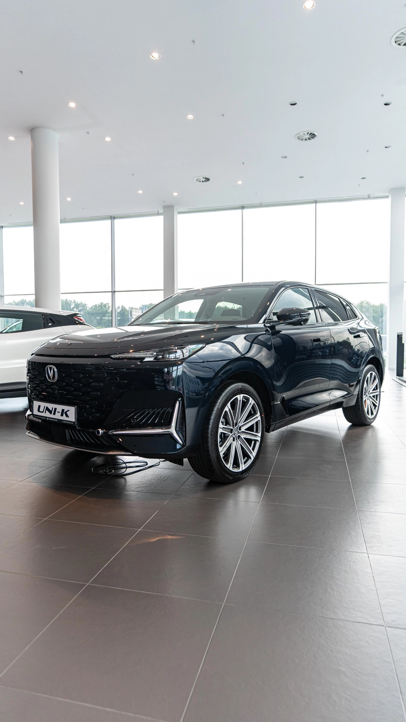 Автомобиль Changan UNI-K I поколение 2.0 AT 4WD (226 л.с.) Tech Чёрный 2024