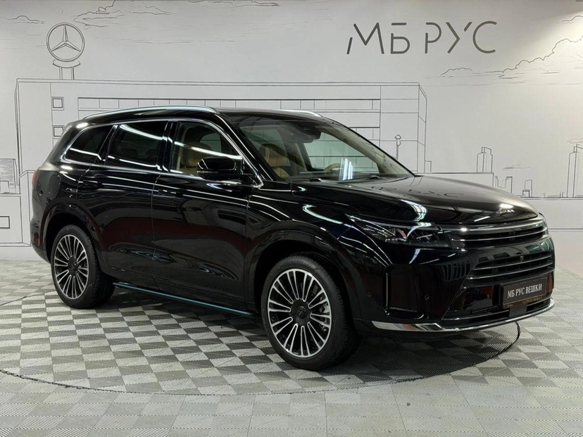 Автомобиль Seres M7 I поколение 1.5hyb AT 4WD (439 л.с.) Max Чёрный 2025 с пробегом 20 км