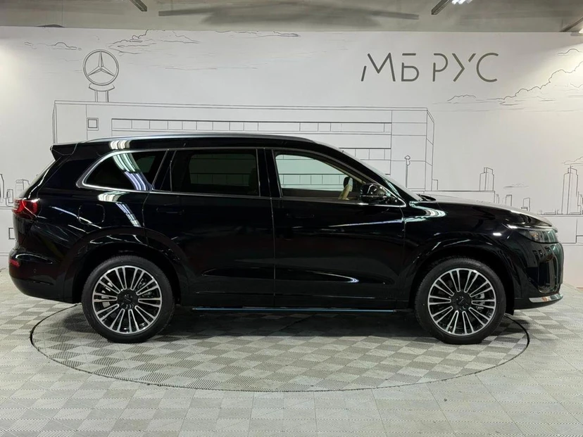 Автомобиль Seres M7 I поколение 1.5hyb AT 4WD (439 л.с.) Max Чёрный 2025 с пробегом 20 км