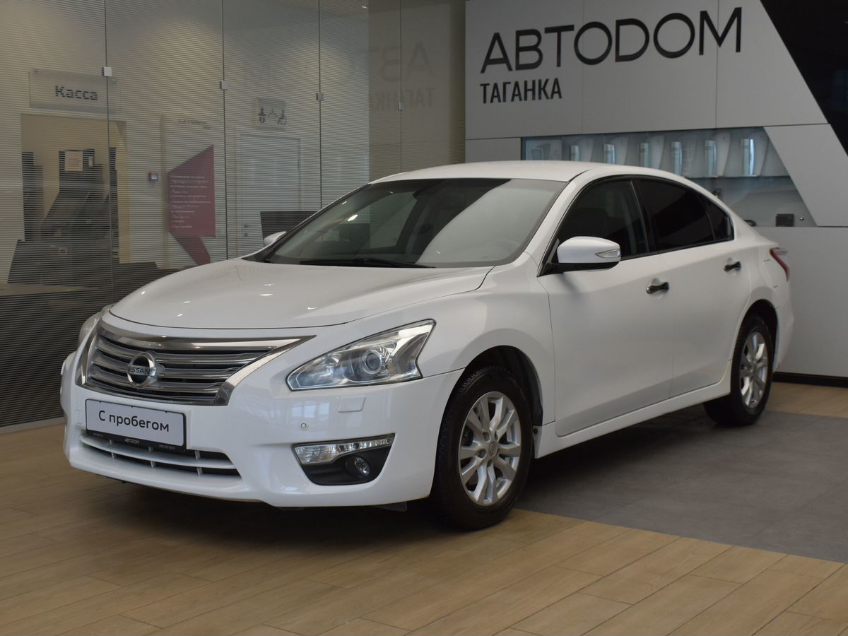 Автомобиль Nissan Teana III поколение (L33) 2.5 CVT (173 л.с.) Luxury Белый 2014 с пробегом 201 000 км