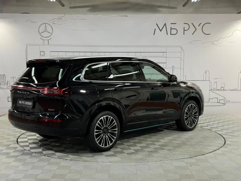 Автомобиль Seres M7 I поколение 1.5hyb AT 4WD (439 л.с.) Max Чёрный 2025 с пробегом 20 км