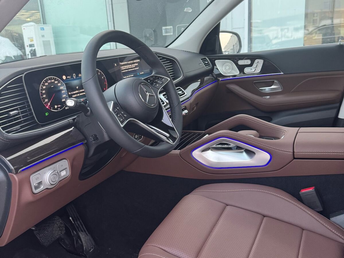 Автомобиль Mercedes-Benz GLE II (V167) [рестайлинг] 2.0 AT 4Matic (258 л.с.) Base Чёрный 2025 с пробегом 20 км