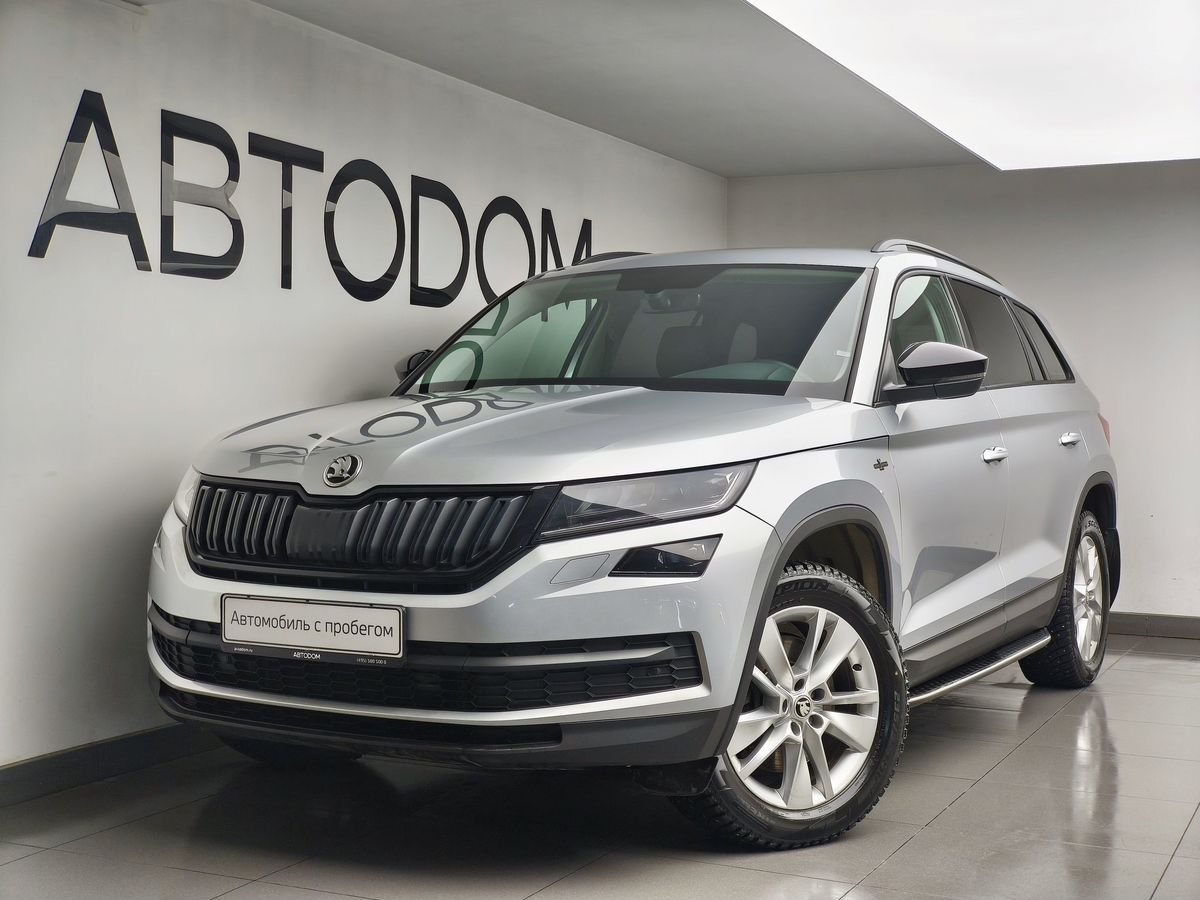 Автомобиль Skoda Kodiaq I поколение 2.0 AMT 4WD (180 л.с.) Hockey Edition Серый 2021 с пробегом 26 817 км