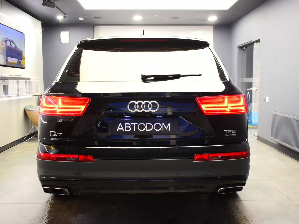 Автомобиль Audi Q7 II поколение (4M) 2.0 AT 4WD (252 л.с.) Business Чёрный 2016 с пробегом 329 934 км