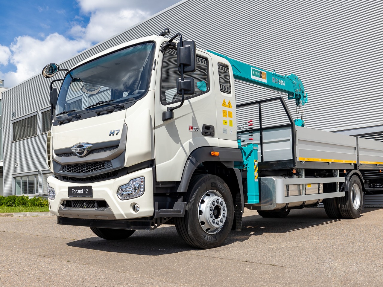 undefined Forland 12 I поколение 5150 4.5d MT (209 л.с.) Base Белый 2024 