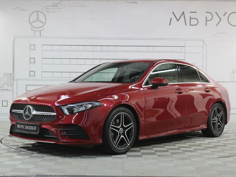 Автомобиль Mercedes-Benz A-Класс IV поколение (W177) 200 1.3 AMT (150 л.с.) Sport Красный 2022 с пробегом 12 015 км