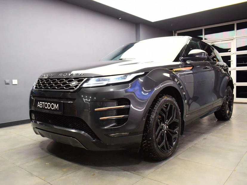 Автомобиль Land Rover Range Rover Evoque II поколение 2.0 AT 4WD (200 л.с.) R-Dynamic SE Чёрный 2019 с пробегом 67 342 км