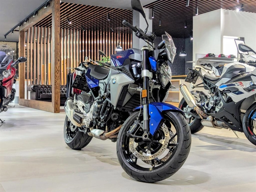 Мотоцикл BMW Motorrad F 900 R I поколение F 900 R Base Синий 2020 с пробегом 4 860 км