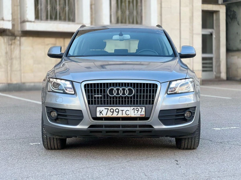 Audi Q5 I поколение (8R) 2.0 AMT 4WD (211 л.с.) Base Серый 2012 с пробегом 128 977 км