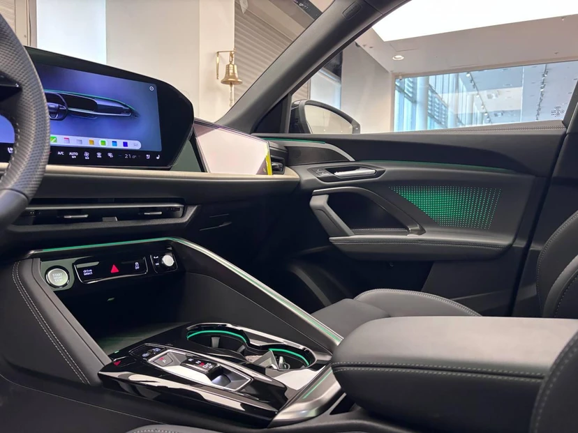 Автомобиль Audi Q5 III поколение 2.0 AMT 4WD (204 л.с.) 40 TFSI Quattro Белый 2026