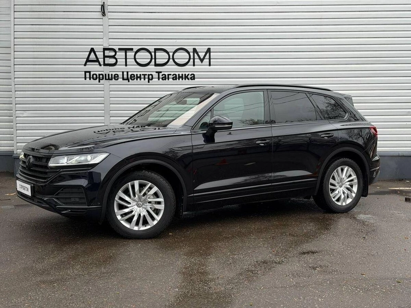 Автомобиль Volkswagen Touareg III поколение 3.0d AT 4WD (249 л.с.) Business Чёрный 2019 с пробегом 202 043 км