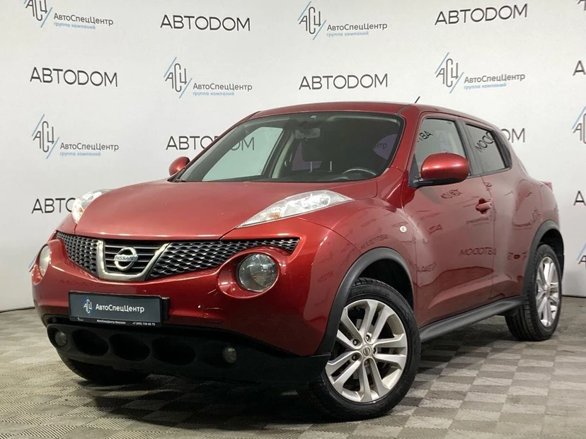 Автомобиль Nissan Juke I поколение (F15) 1.6 CVT (117 л.с.) SE+ Красный 2014 с пробегом 187 177 км