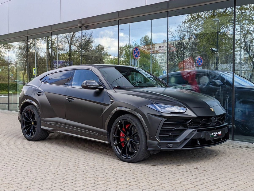 Автомобиль Lamborghini Urus I поколение 4.0 AT 4WD (650 л.с.) Individual Чёрный 2020 с пробегом 22 000 км