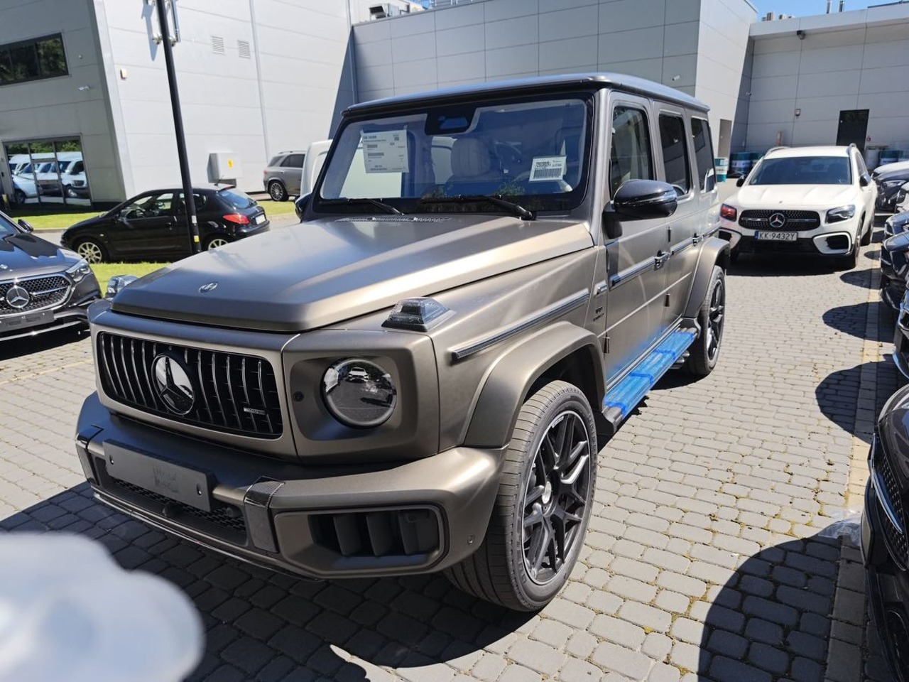 Mercedes-Benz G-Класс AMG II (W463) [рестайлинг] G 63 4.0 AT 4Matic (585 л.с.) AMG G 63 Серый 2026 