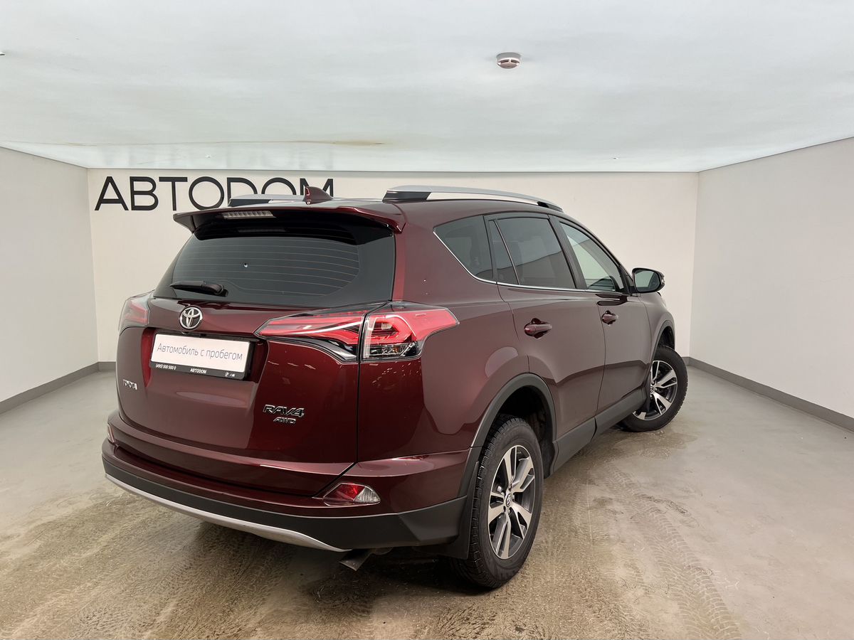 Автомобиль Toyota RAV4 IV (XA40) [рестайлинг] 2.0 CVT 4WD (146 л.с.) Комфорт Чёрный 2018 с пробегом 44 858 км