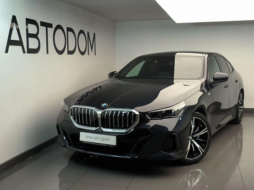 Автомобиль BMW 5 серии VIII поколение (G60) 2.0 AT 4WD (258 л.с.) Base Чёрный 2024 с пробегом 6 835 км