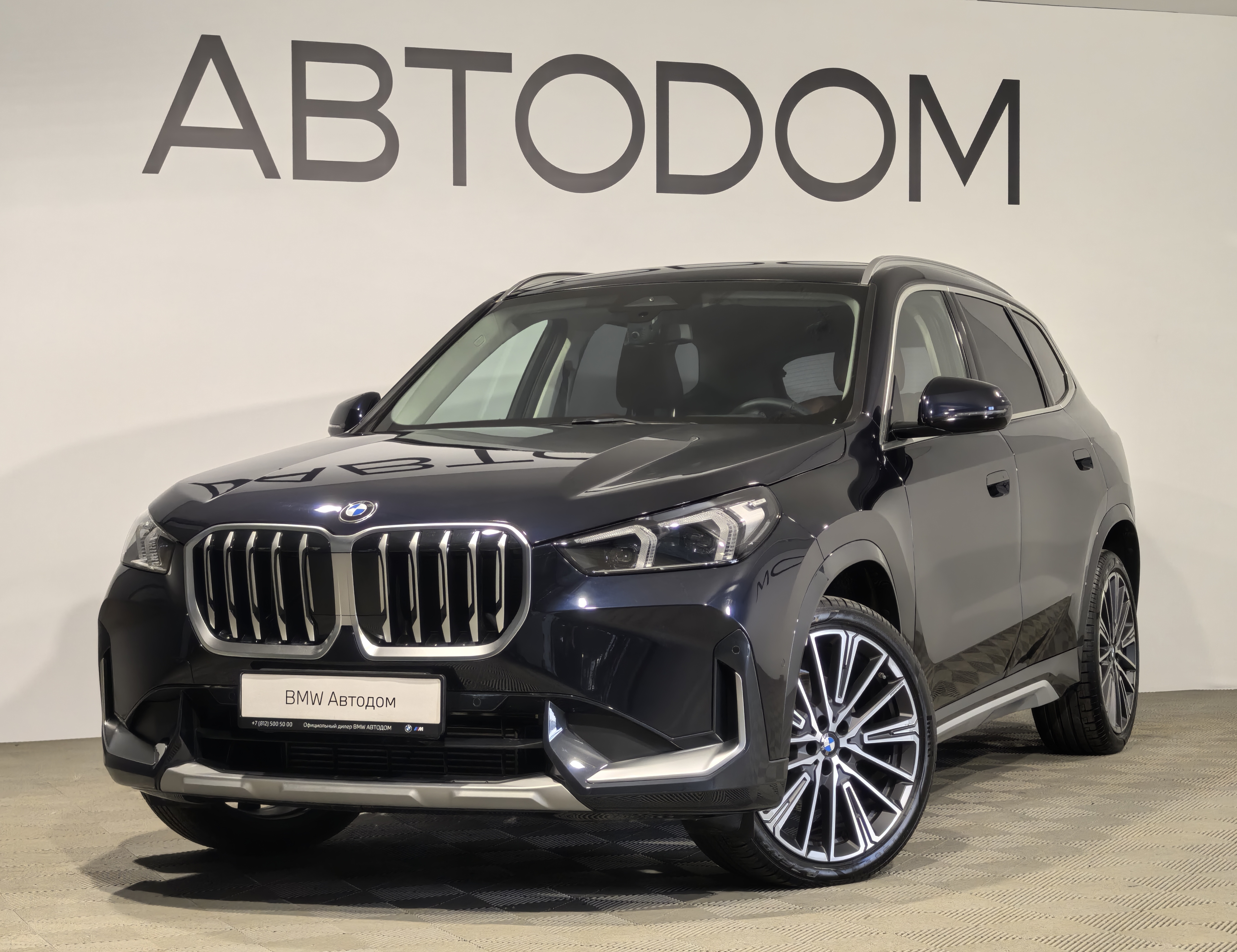 BMW X1 III поколение (U11) 2.0 AMT 4WD (204 л.с.) Base Чёрный 2025 