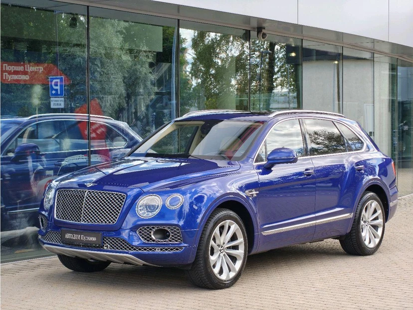 Bentley Bentayga I поколение 6.0 AT 4WD (608 л.с.) Individual Синий 2016 с пробегом 82 110 км