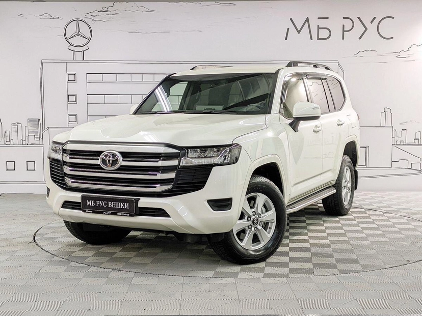 Автомобиль Toyota Land Cruiser X (J300) 3.4d AT 4WD (299 л.с.) Элеганс Белый 2021 с пробегом 18 390 км