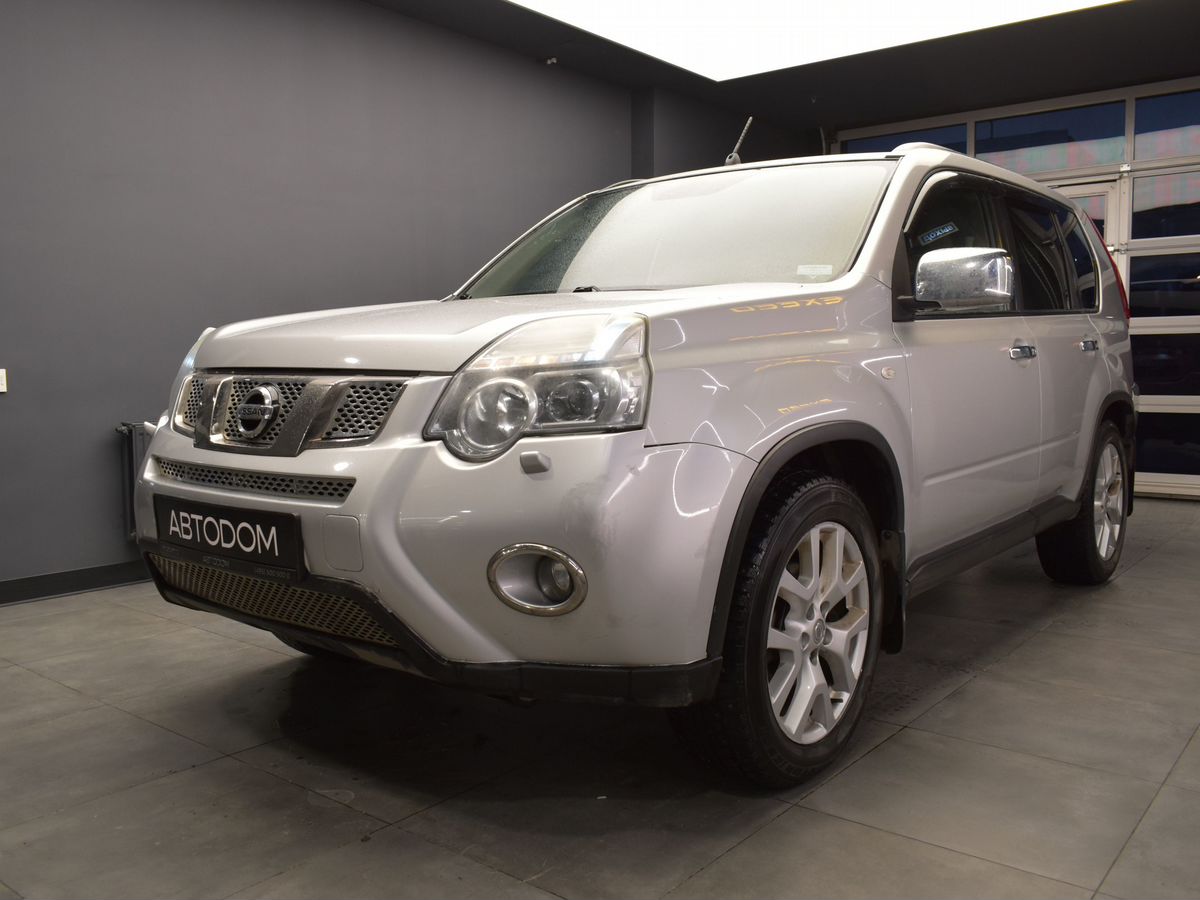 Автомобиль Nissan X-Trail II поколение (T31) 2.0d AT 4WD (150 л.с.) LE +Hi-Fi (metallic) Бежевый 2011 с пробегом 239 233 км
