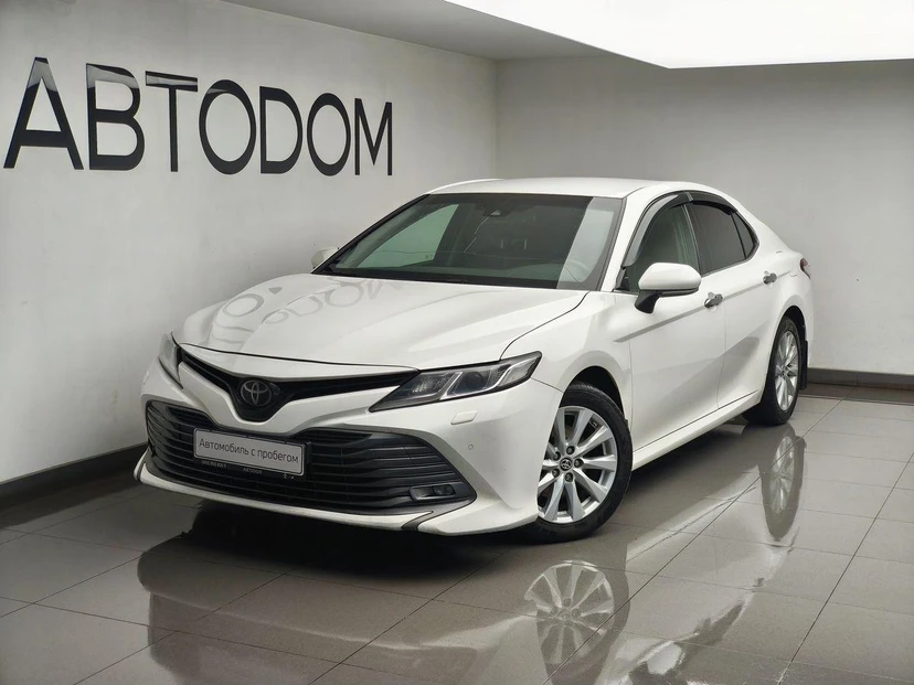 Toyota Camry VIII поколение (XV70) 2.5 AT (181 л.с.) Элеганс Safety Белый 2020 с пробегом 175 021 км