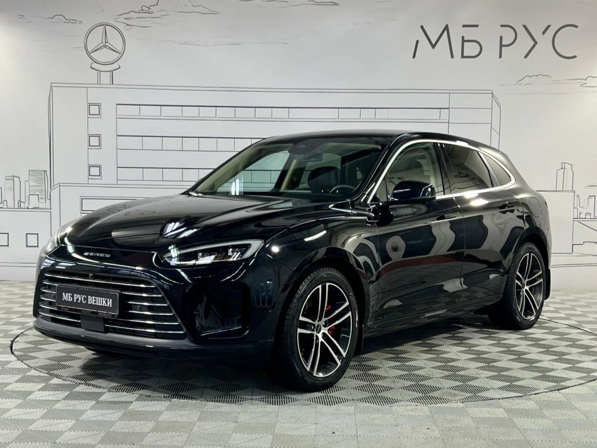 Автомобиль Seres M5 I поколение 1.5hyb AT 4WD (487 л.с.) Premium Чёрный 2024 с пробегом 18 987 км