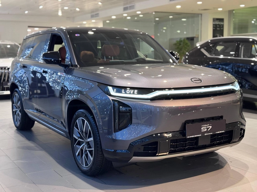 Автомобиль GAC S7 I поколение 1.5hyb AT 4WD (340 л.с.) SX Premium Серый 2025