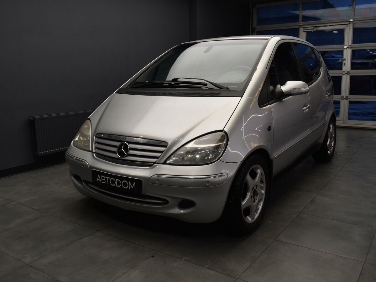 Автомобиль Mercedes-Benz A-Класс I (W168) [рестайлинг] 160 L 1.6 AT (102 л.с.) Base Серебристый 2003 с пробегом 152 382 км