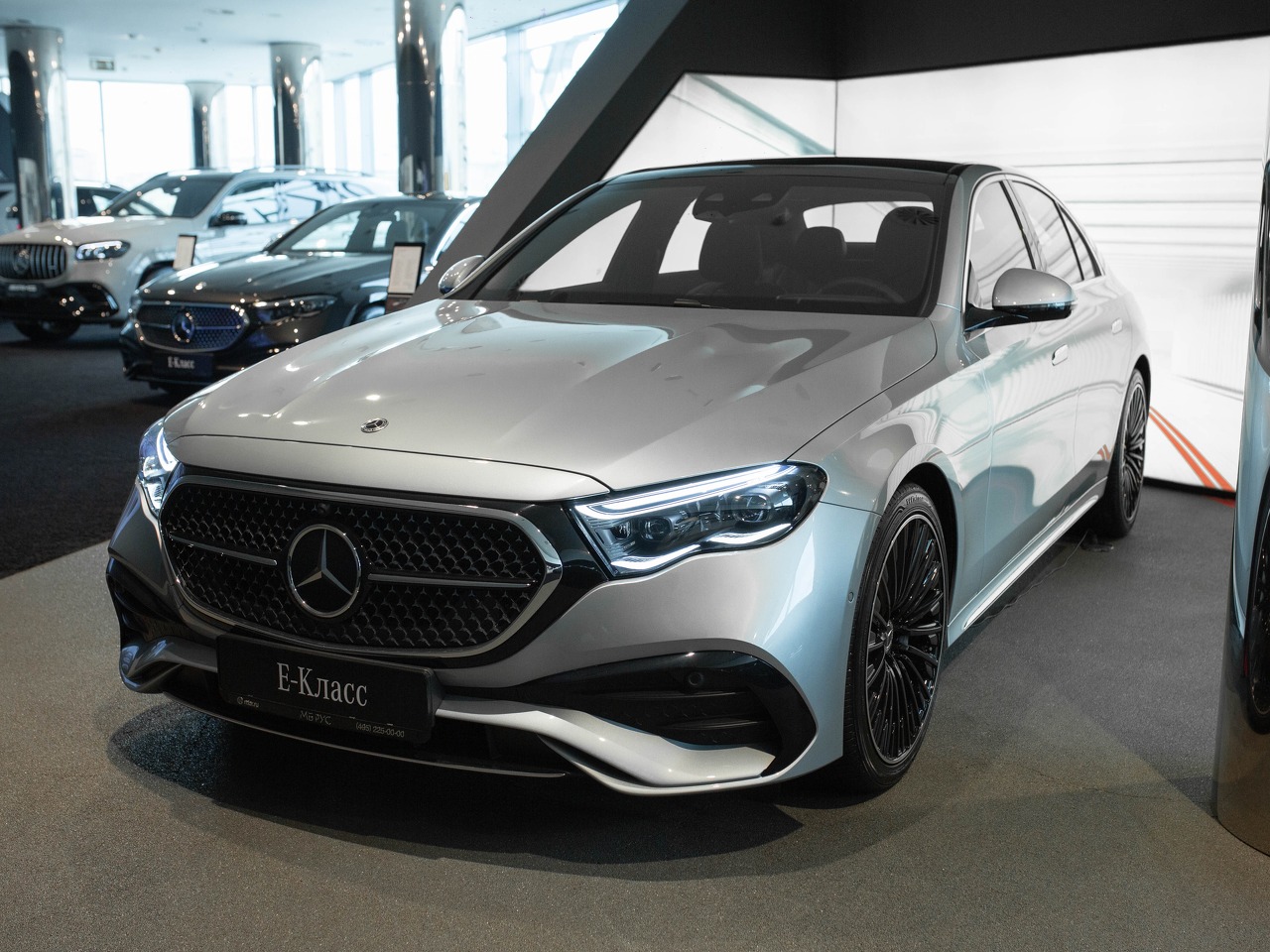 Mercedes-Benz E-Класс VI поколение (W214/S214) 2.0 AT 4Matic (258 л.с.) Exclusive Серый 2025 