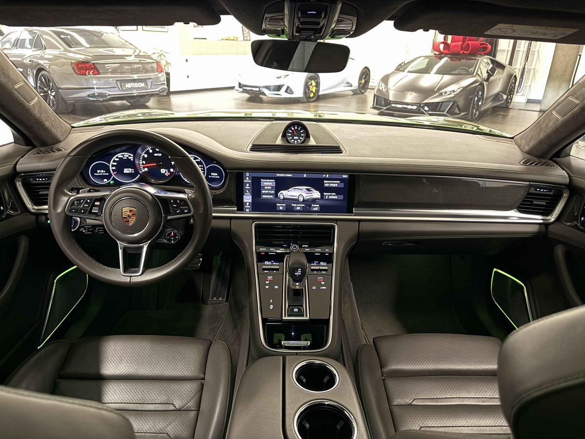 Porsche Panamera II поколение GTS 4.0 AMT 4WD (460 л.с.) Base Зелёный 2018 с пробегом 36 436 км