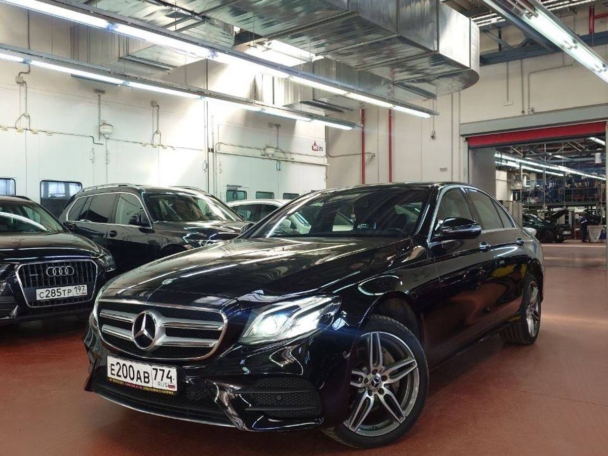 Автомобиль Mercedes-Benz E-Класс V поколение (W213/S213/C238) 200 2.0 AT 4Matic (184 л.с.) Sport Plus Чёрный 2017 с пробегом 132 248 км