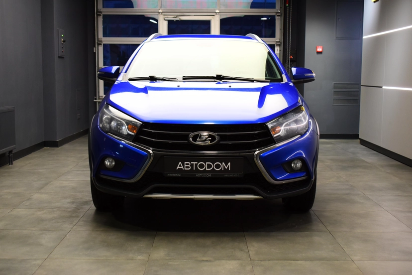 Автомобиль Lada (ВАЗ) Vesta I поколение 1.6 CVT (113 л.с.) Base Синий 2020 с пробегом 90 335 км