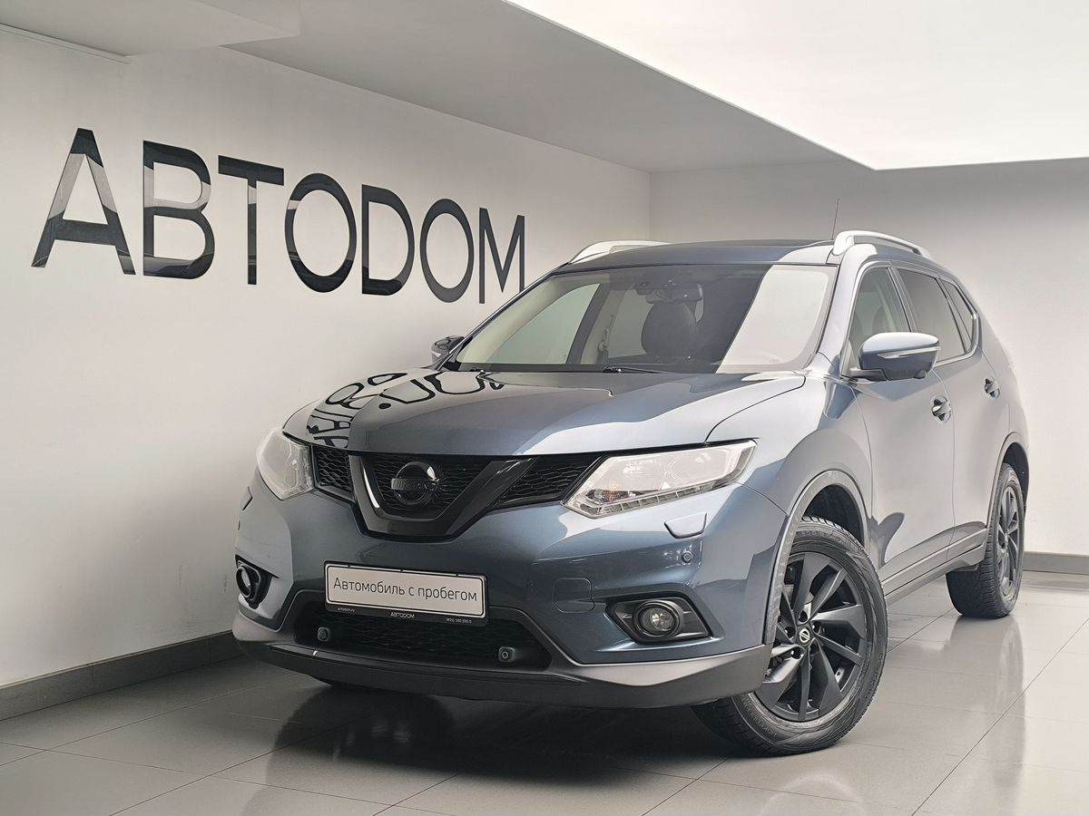 Автомобиль Nissan X-Trail III поколение (T32) 2.5 CVT 4WD (171 л.с.) SE Top Синий 2015 с пробегом 107 027 км