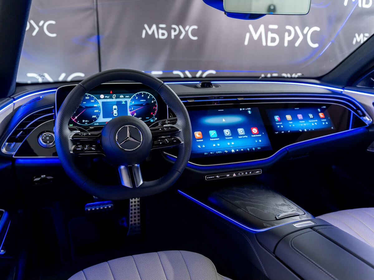 Автомобиль Mercedes-Benz E-Класс VI поколение (W214/S214) 2.0 AT 4Matic (258 л.с.) AMG Line Чёрный 2025 с пробегом 20 км