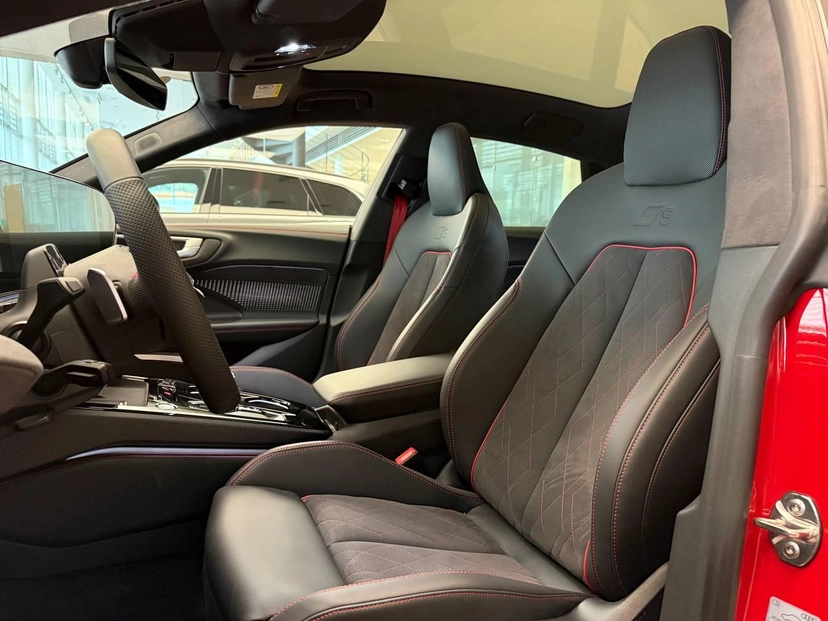 Автомобиль Audi A5 III поколение (B10) 2.0 AMT 4WD (204 л.с.) Base Красный 2025