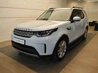 Автомобиль Land Rover Discovery V поколение 2.0d AT 4WD (240 л.с.) Base Белый 2019 с пробегом 36326 км